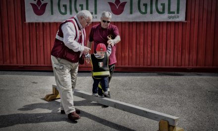 Pompieropoli, esercitazione antincendio con i bambini