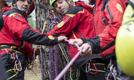 Corpo Nazionale Soccorso Alpino e Speleologico, vita appesa a un filo