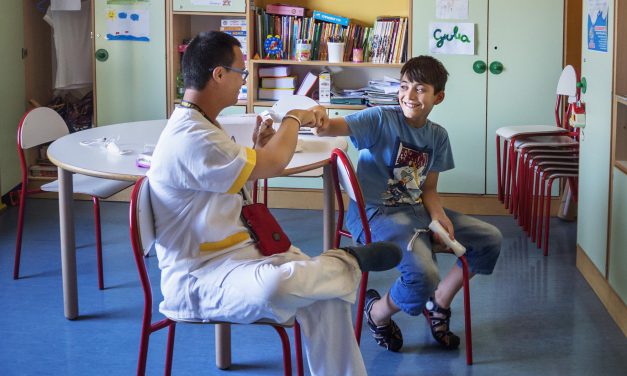 Assistenza in pediatria, un sorriso per i bambini in ospedale