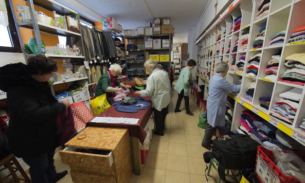 Raccolta indumenti usati , la boutique