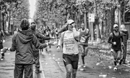 Volontari della maratona a Firenze