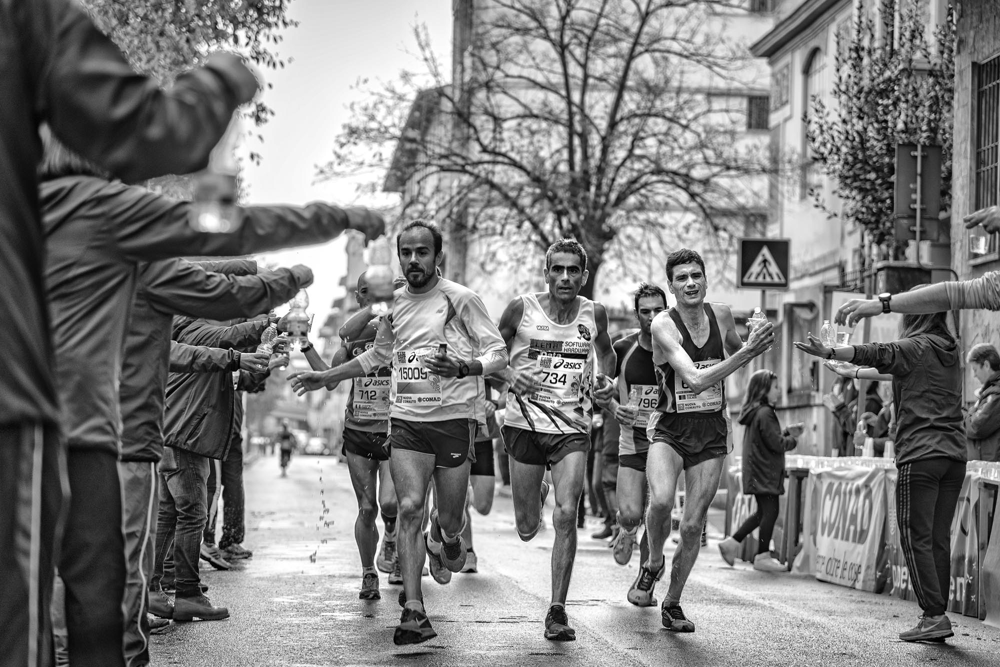 0472P1 sport toscana12 - Volontari della maratona a Firenze