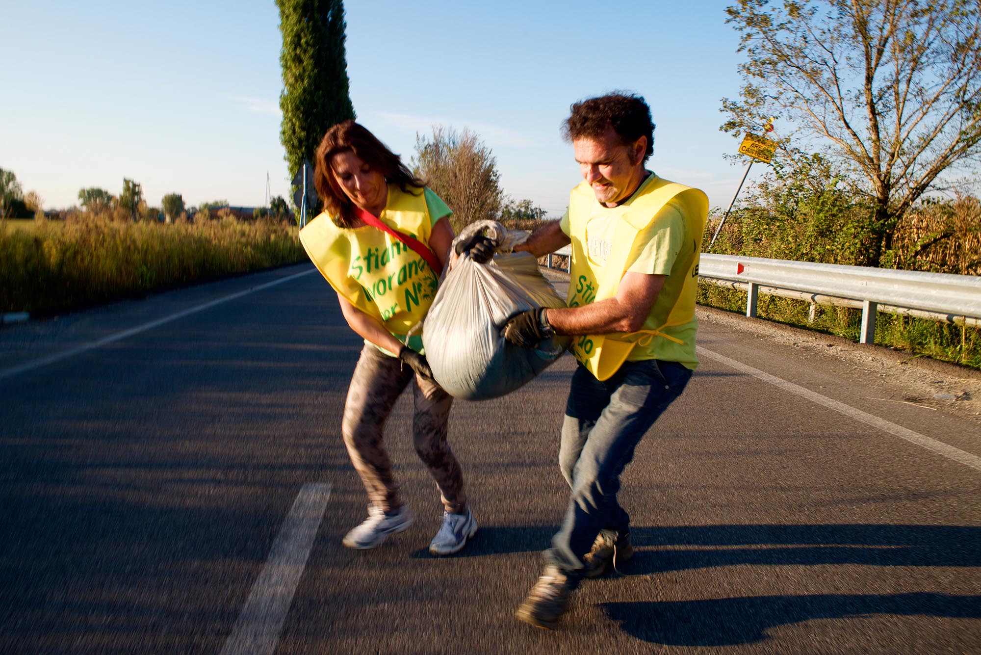 0571P1 altro lombardia10 - Volontariato ambientale, puliamo il mondo