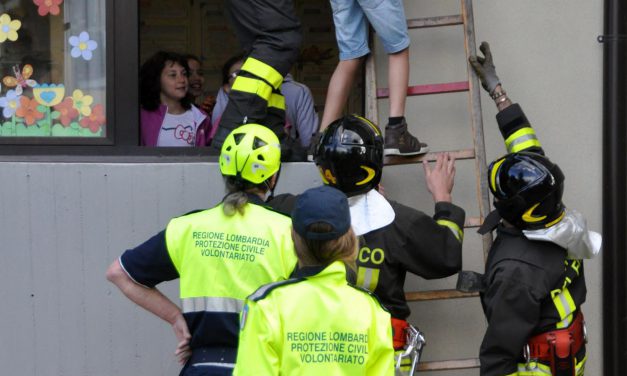 Protezione civile e Croce rossa, simulazione emergenza terremoto