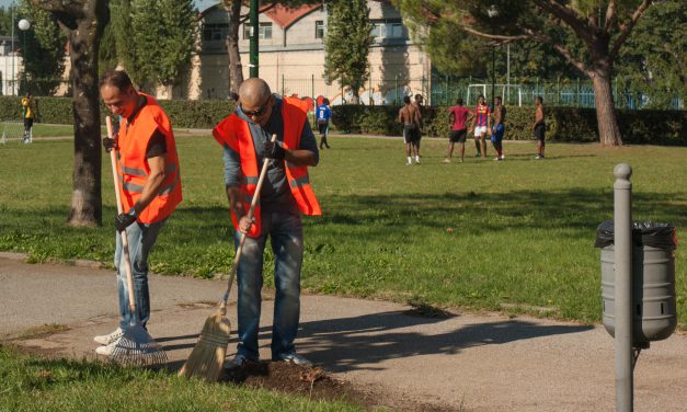 Riqualificazione del verde pubblico, angeli del bello