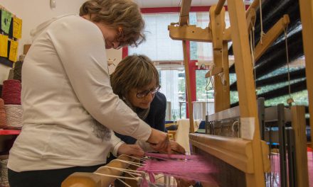 Laboratorio tessile, i passi di Penelope