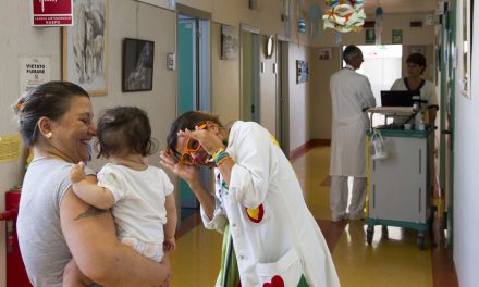 Clown terapia, missione sorriso in pediatria